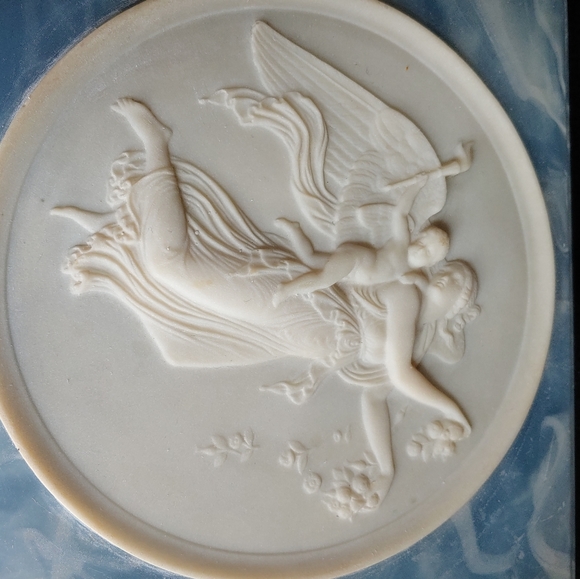 Cameo Relief Genuine Incolay Stone Jewelry Trinket - Picture 3 of 12